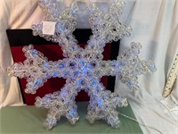 **VINTAGE LIGHTED SNOWFLAKE - WORKS