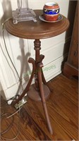 Antique wood small side table or plant stand, 30