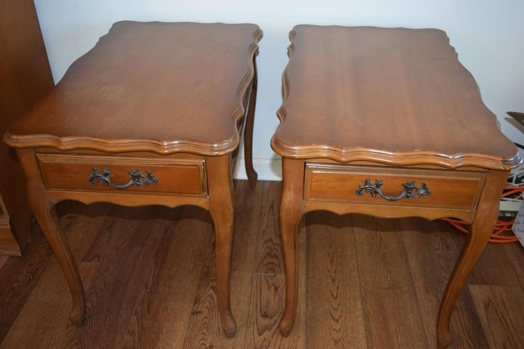 2 End Tables