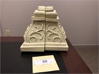 Pair of resin ornate bookends/wall decor