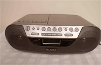 Sony CD/Cassette/AM FM Player