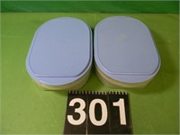 2 Food Storage Containers