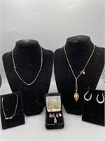 Costume jewelry necklace and earrings