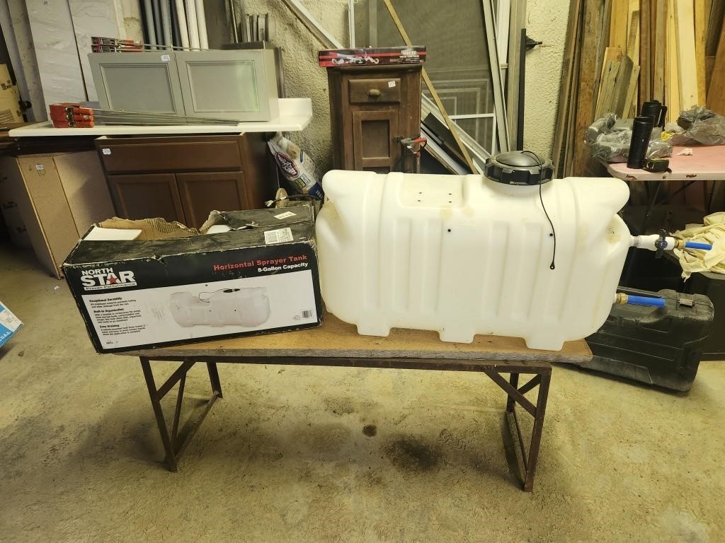 Sprayer tanks - 24 & 8 gallon tanks