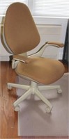 executive swivel chair & floor mat