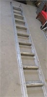 Aluminum Extension Ladder, Approx 24'