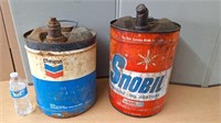 VINTAGE CHEVRON 5GAL & SNOBIL 6GAL OIL / GAS CANSS