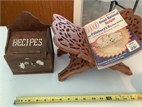 Recipe box and cookbook holder