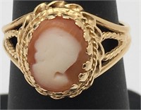 14k Gold Cameo Ring