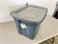 18 Gallon Storage Tote with Lid