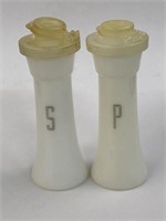 Tupperware Mini Salt & Pepper shakers