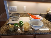 Cutting Boards, Strainers, Measuring Cups