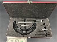 Starrett 2" - 6" Interchangeable Micrometer Set