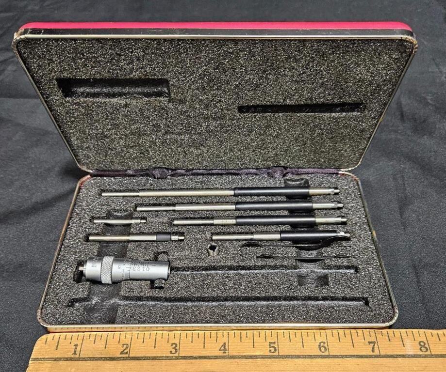 Starrett Inside Micrometer Set w Case