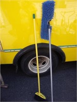 Floor Cleaning Tools