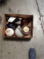 Box. Of ceramics pots and clocks