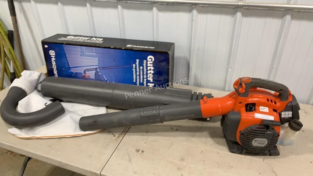 Husqvarna 1258V Leaf Blower w/ Gutter Kit