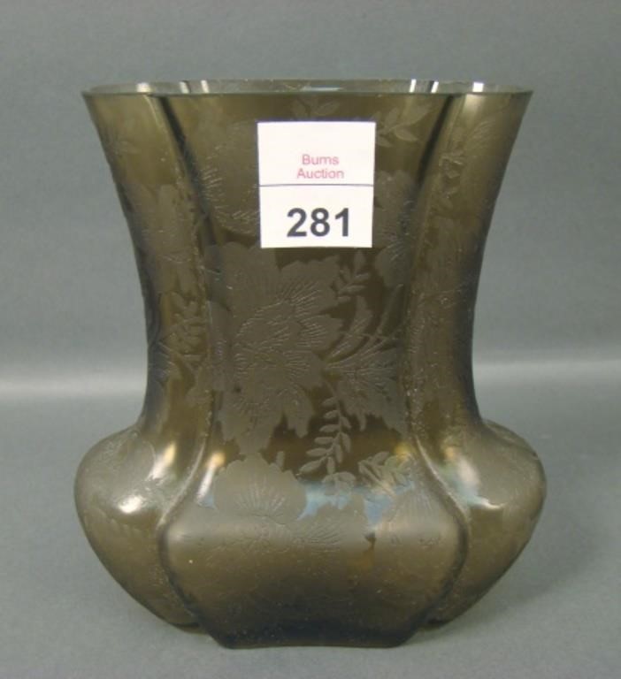 Consol. Coffee Colored #2204 Florentine Fan Vase