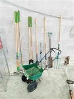 LOT OF HAND/LAWN TOOLS'