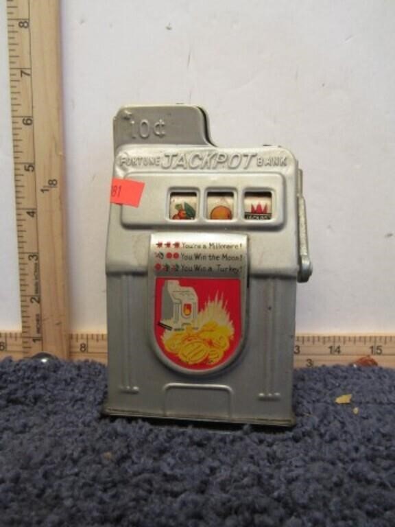 SLOT MACHINE COIN BANK