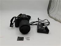 NIKON D5000 CAMERA WITH LENS, BATTERY AND CHARGER