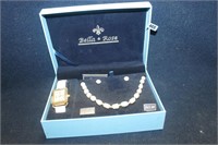 BELLA & ROSE JEWLERY GIFT SET