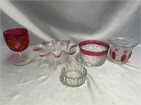 4 GLASS BOWLS AND 1 GLASS GOBLET