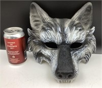 Masque de loup en plastique rigide