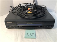 VCR,, no remote, works