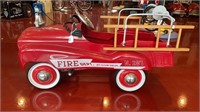 FIRE ENGINE PEDAL CAR