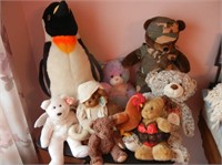 Assorted Stuffed Toys As Pictured Tallest Is 24"