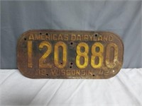 Rare Vintage 1942 Oval Wisconsin License Plate