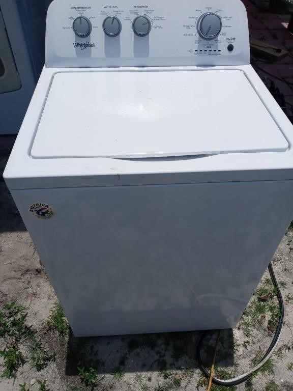 Whirlpool Washer (works make noise during the