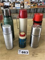 ASSORTMENT OF THERMOS