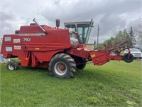 Massey Ferguson 750 SP Combine