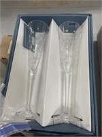 PAIR OF CHAMPAGNE FLUTES