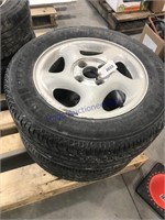 2 tire & rims P205/60R15