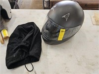 Snell Motorycycle Helmet (Small)