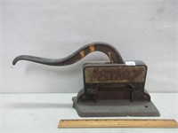 COOL ANTIQUE "STAG" TOBACCO CUTTER