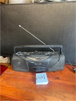Emerson cassette player boom box radio
