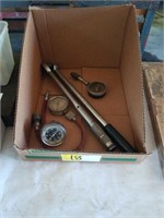 2 x Torque Wrenches and measuring tools