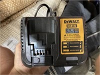 DEWALT DCB112 12V/20V MAX Lithium-Ion Battery Char
