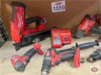 Milwaukee tools lot of 7 pcs contents on the