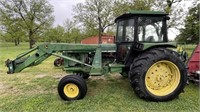 John Deere 2955 Cab Tractor w/JD Loader