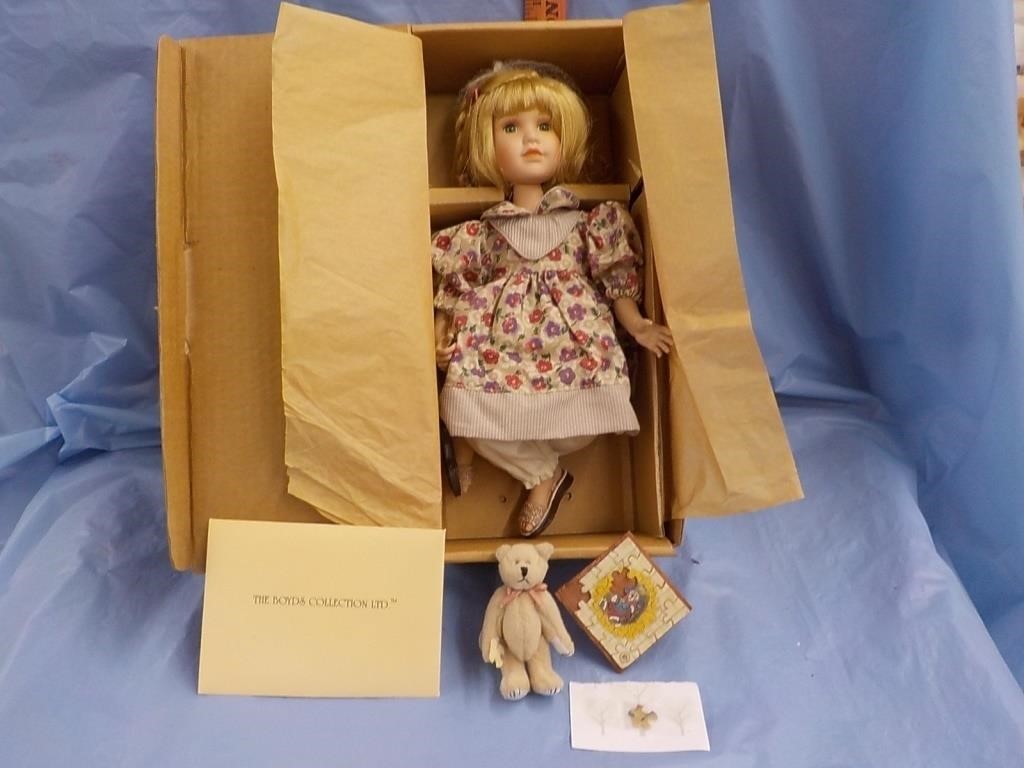 Antiques, Dolls, Barbies, Cherished Teddies Online Auction