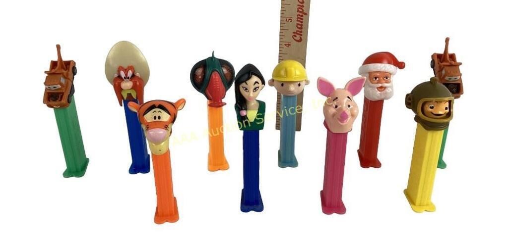 Pez dispensers. Mator, tigger, bob the