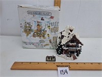 Boyds Bear Kringles Village New in Box