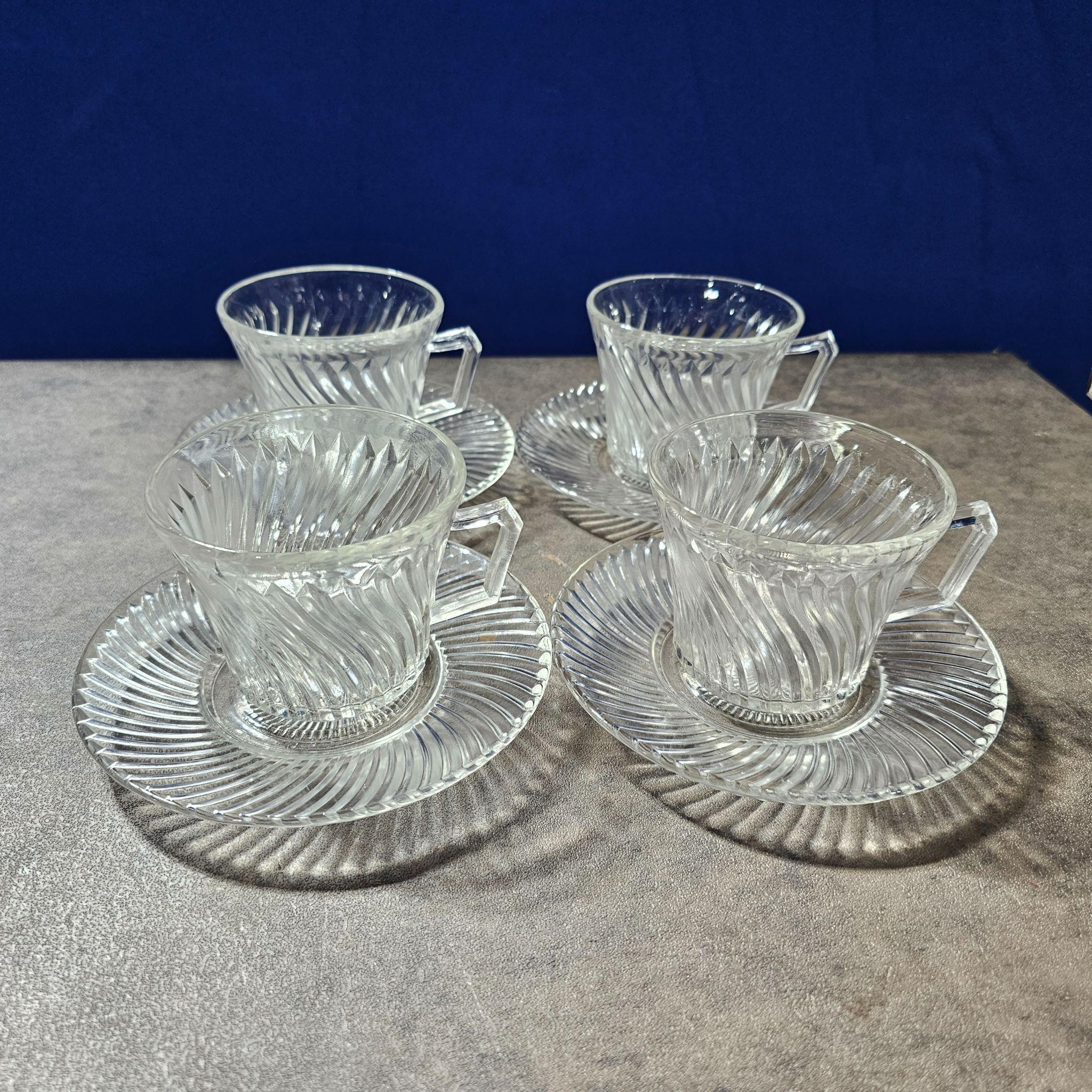 High-End Glass Online Auction (6)
