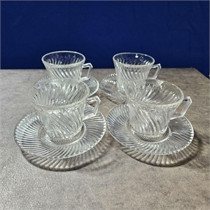 4 Diana cups/saucers