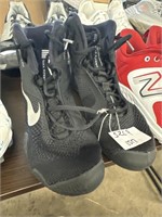 Nike wrestling shoes size 9 used